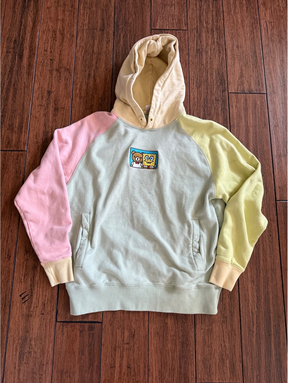 Teddy Fresh x Spongebob 2020 Limited Edition Colorblock Hoodie Size Medium